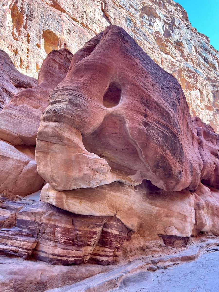 Вади Рум — это невероятная пустыня с фантастическими ландшафтами