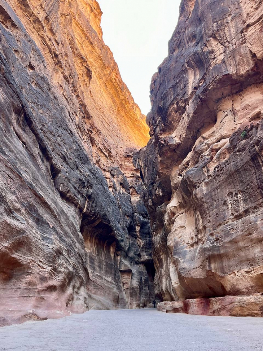 Вади Рум — это невероятная пустыня с фантастическими ландшафтами